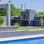 Dora By Interhome Πούλα