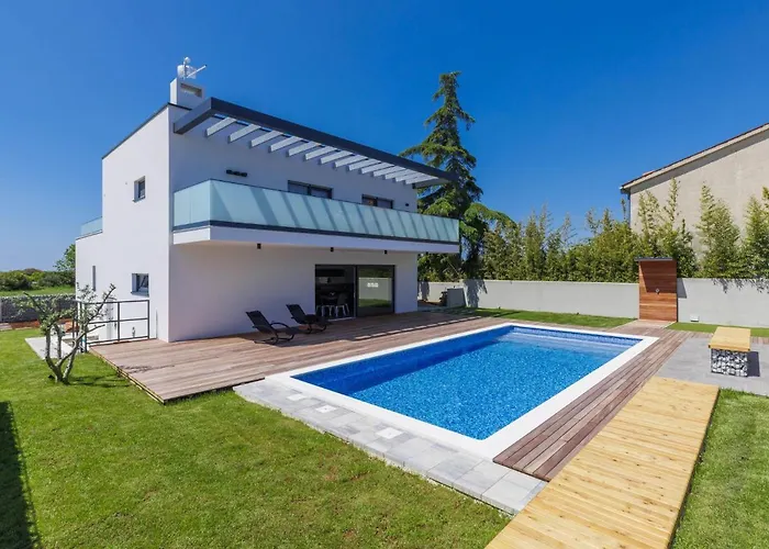 Dora By Interhome *