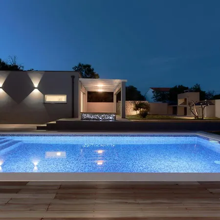 Dora By Interhome *